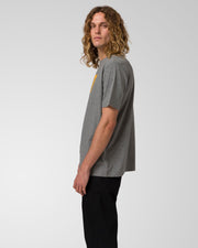 Remera logo